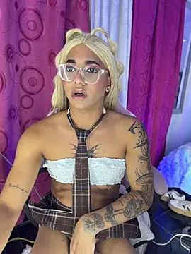 Thalia_girl21 webcam show