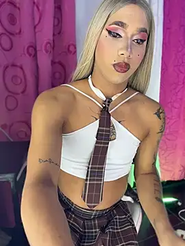 Show modela Thalia_girl21 na web-kameri