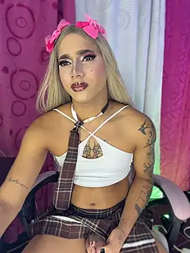 Show modela Thalia_girl21 na web-kameri