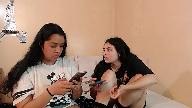 Scarlett_Jazmin 现场XXX聊天