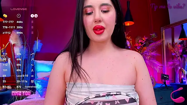 دردشة Mayzzie الجنسية المباشرة