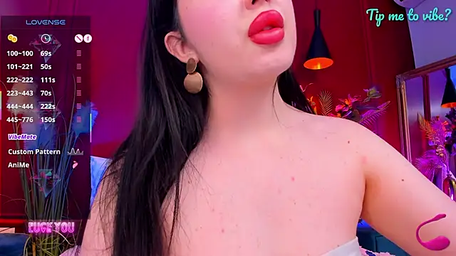XXX chat uživo modela Mayzzie