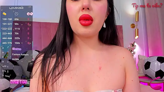 Show modela Mayzzie na web-kameri