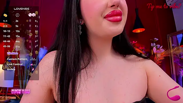 Mayzzie: απευθείας συνομιλία ΧΧΧ
