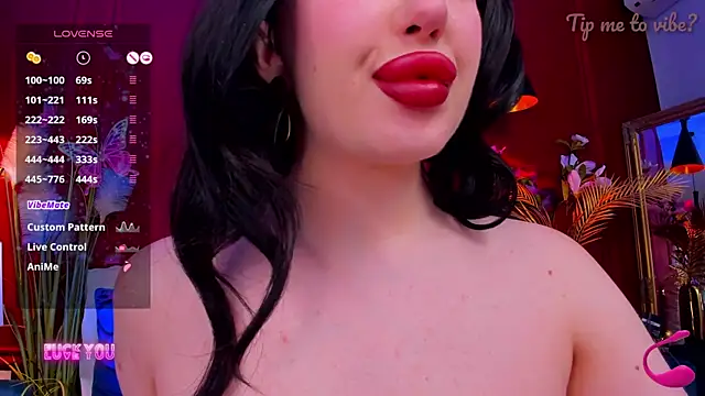 Mayzzie 即時 XXX 聊天