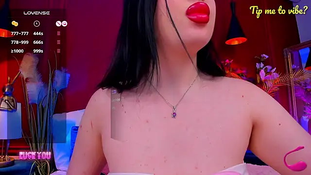 دردشة Mayzzie الجنسية المباشرة