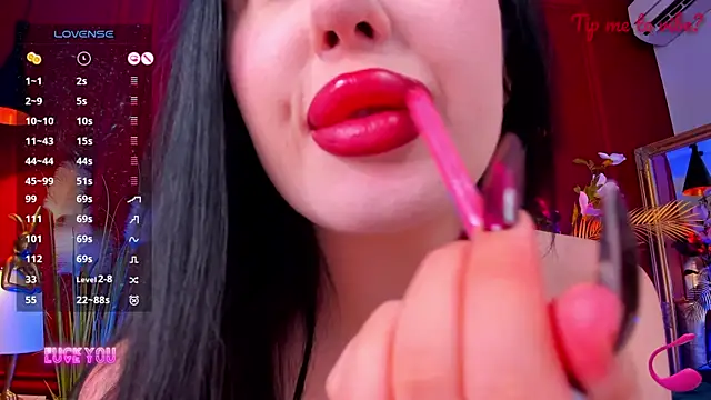 Mayzzie Adlı Modelin Canlı XXX Sohbeti