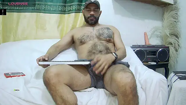 bruce_bigg's Webcam Show