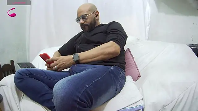 عرض كام bruce_bigg