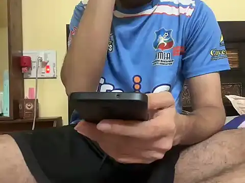 rahul_4u: διαδικτυακό σόου στην κάμερα