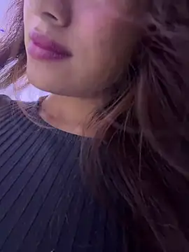 naomiii__ Show in webcam