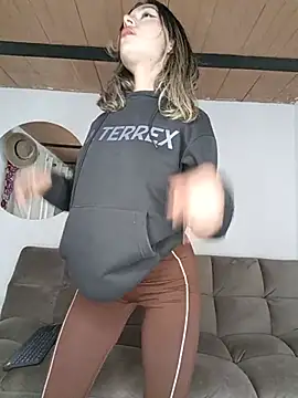 Karolgood3 Live XXX-chat