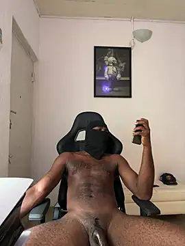 Вебкам-шоу vibraniumwood
