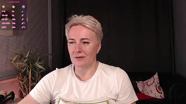 Nika_Smit XXX чат на живо