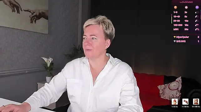 Nika_Smit: онлайн-секс-чат