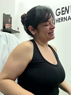 Dr_Nathalia_28 Pertunjukan Webcam