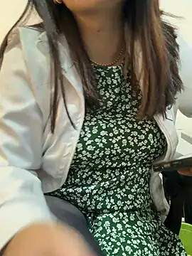 Dr_Nathalia_28のウェブカメラショー