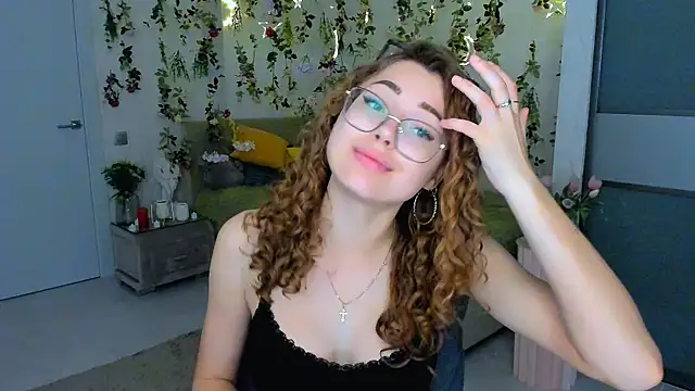 SereneFlame Adlı Modelin Canlı XXX Sohbeti