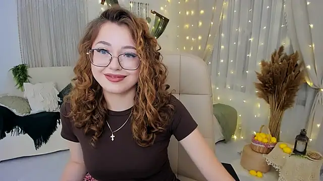 SereneFlame Chat XXX live