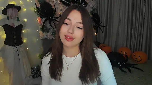 SereneFlame Adlı Modelin Canlı XXX Sohbeti