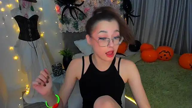 SereneFlame's Live XXX Chat