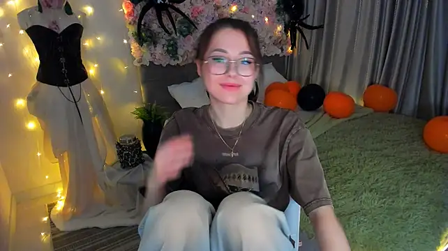SereneFlame's Live XXX Chat