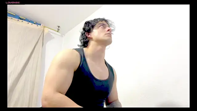 צ'אט XXX בשידור חי של logan_x3