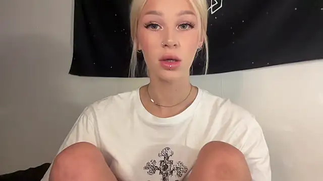 ur_molly live XXX chat