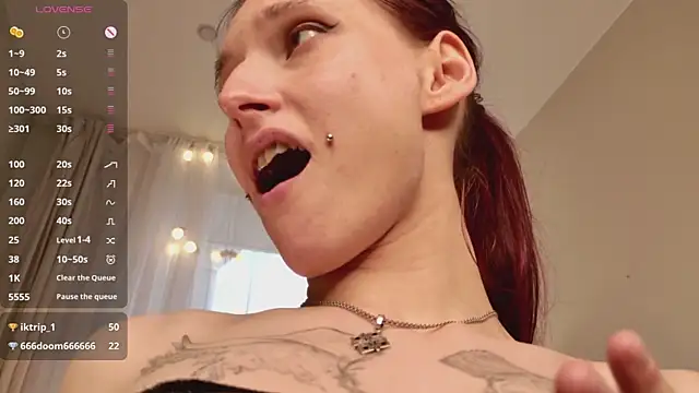 J_Hunter_ Show in webcam