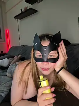 عرض كام Mia_harmati