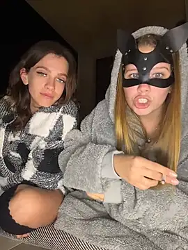 Webkamerová show Mia_harmati