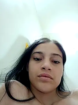 Virgin_Pussy_Love's Live XXX Chat