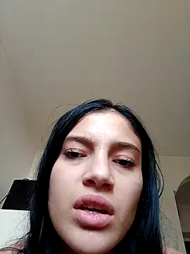 Virgin_Pussy_LoveのライブXXXチャット