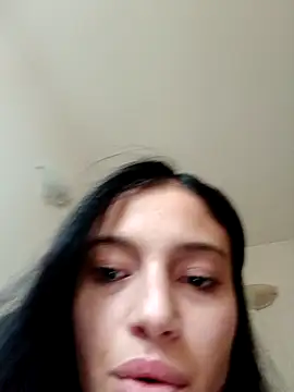 Virgin_Pussy_Love 网络视讯表演