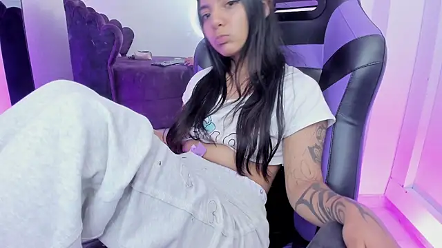 sofi_soft_ লাইভ XXX চ্যাট