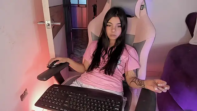 XXX chat uživo modela sofi_soft_