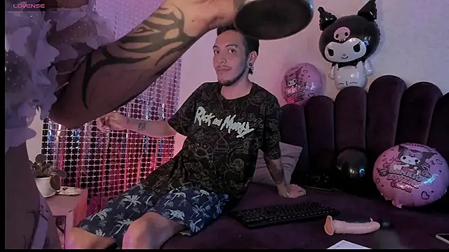 sofi_soft_ webkamerás műsora