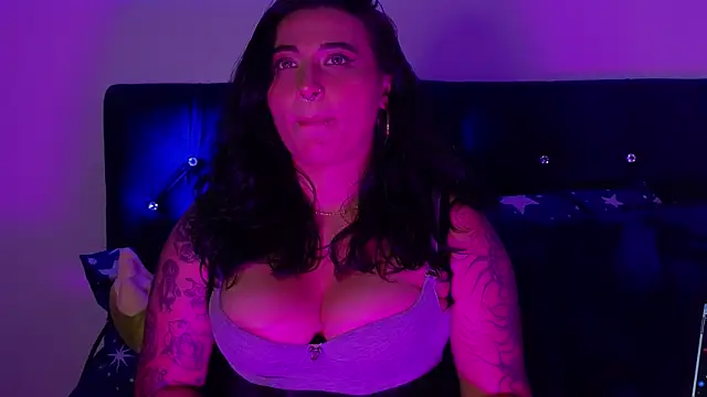 Pauilina's Live XXX Chat