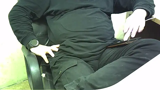 nikdov3 Webcam Show