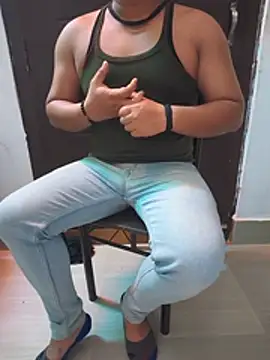 Hulk_india Show in webcam