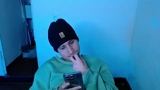 Im_Milan_Rs webcam show