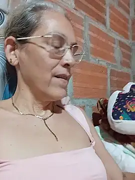 NanitaFun Adlı Modelin Canlı XXX Sohbeti