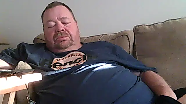hitman_35 Show Webcam