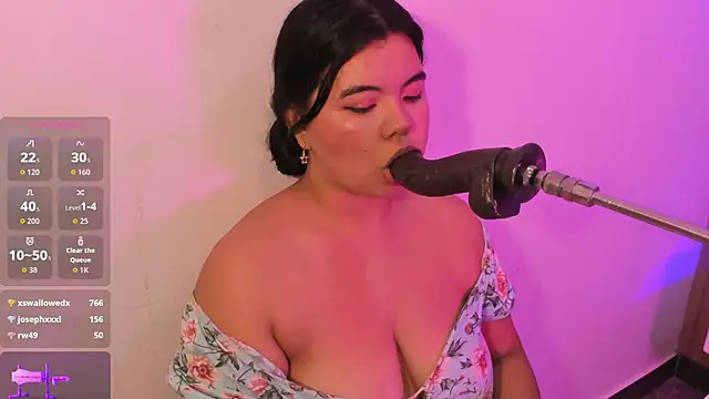 klhoe_boobs 网络视讯表演