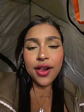 Chat +18 de Mariangel_11 ao vivo