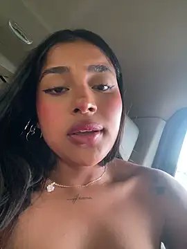 Chat +18 de Mariangel_11 ao vivo