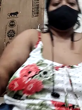 zeepe19's Live XXX Chat