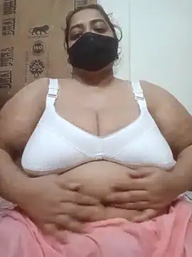 zeepe19's Live XXX Chat