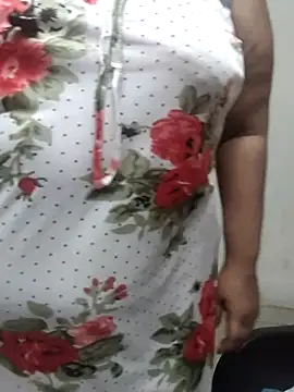 zeepe19's Live XXX Chat