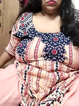 zeepe19 Adlı Modelin Canlı XXX Sohbeti